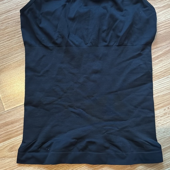 Yummie slimming Tank - size S/M - Picture 3 of 6